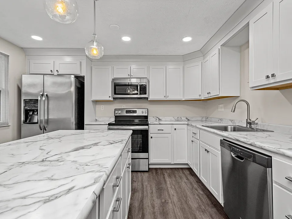 706 Wheatland Cir