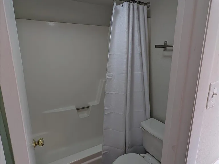 1818 S Lakeshore Blvd #36 — Photo 15