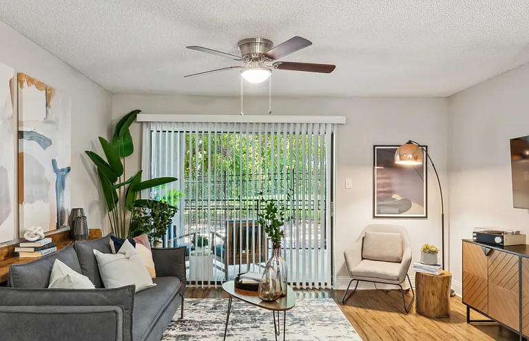 Verandahs at Cliffside — Photo 4