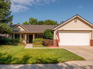 7727 N Carnegie Ave, Fresno, CA 93722