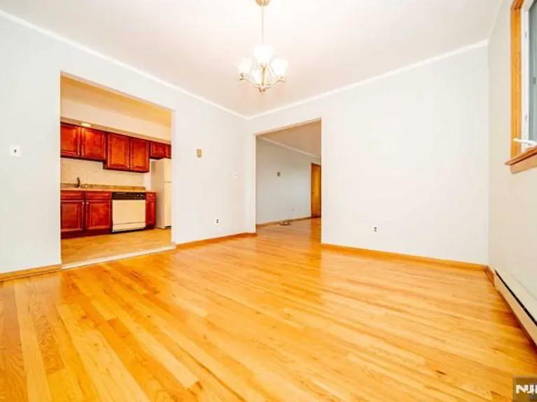 20 Lafayette St #2 — Photo 5