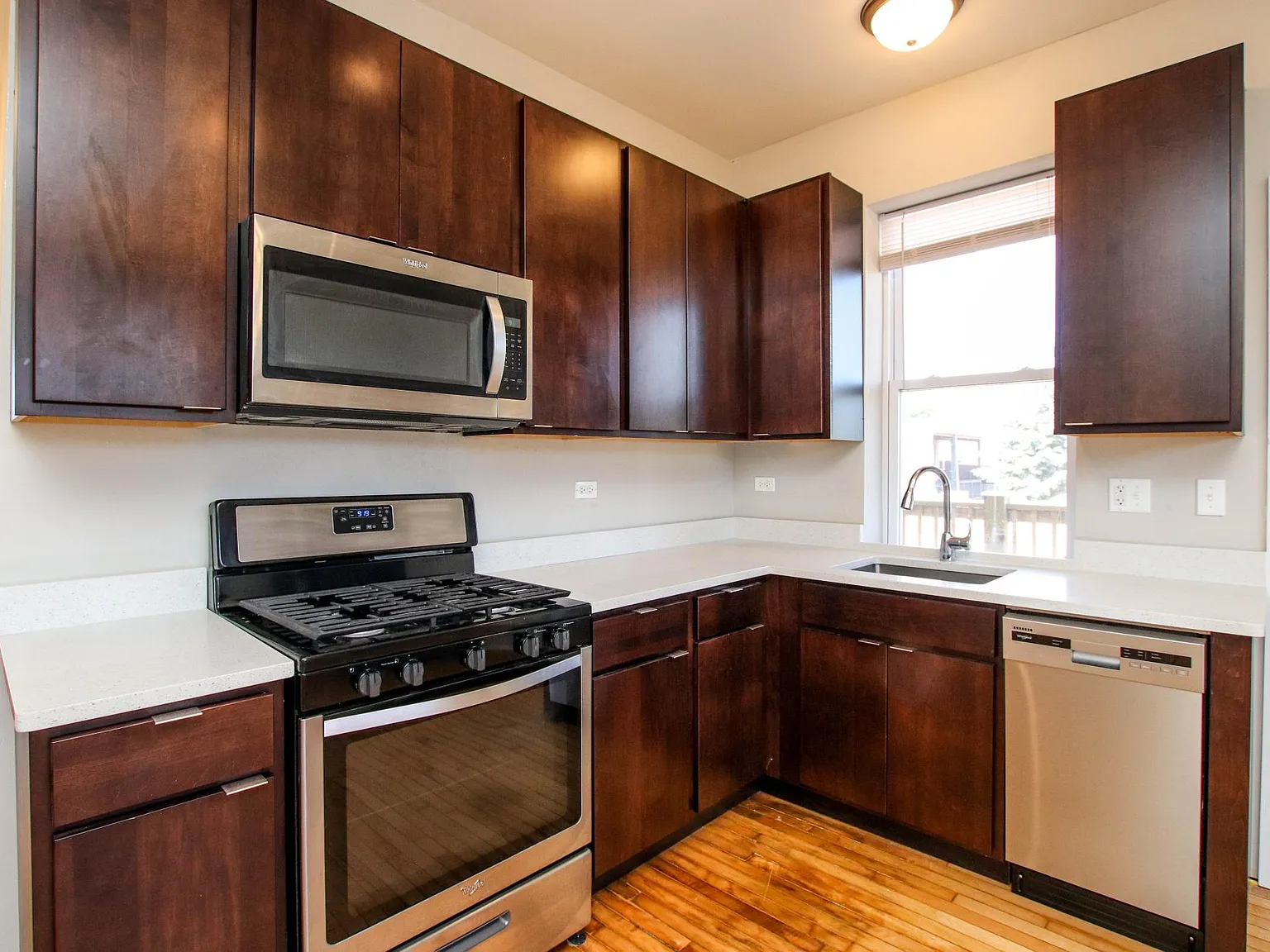 2 bed, $2,300 — Photo 3
