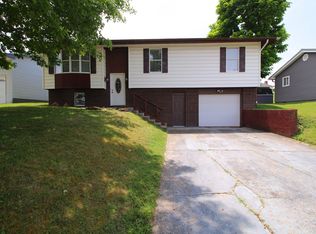 3308 Robin Lynn Dr, Ashland, KY 41102