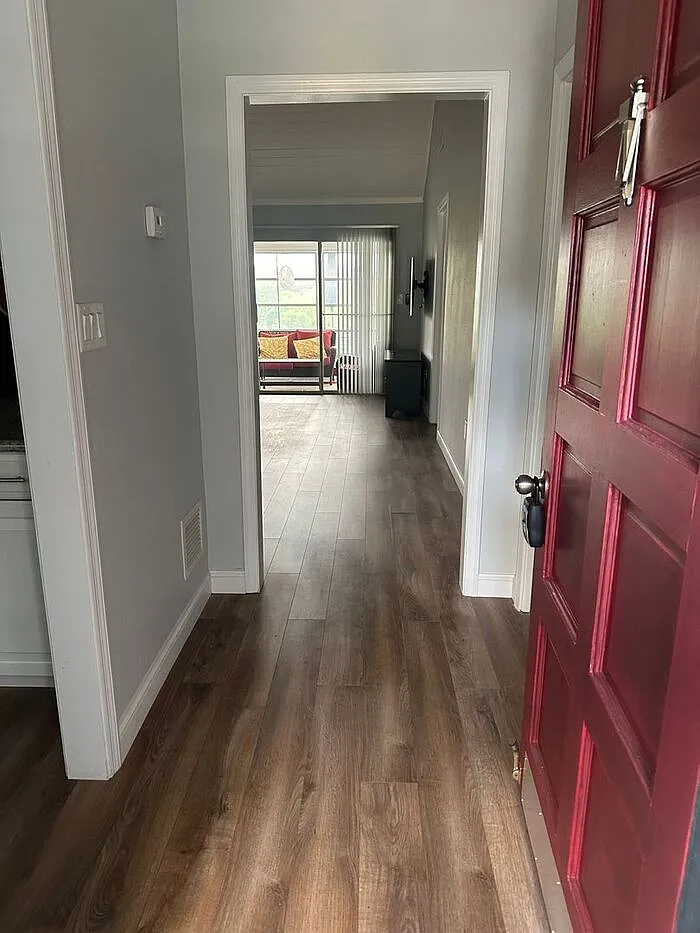 2 bed, 2.0 bath, 980 sqft, $1,650 — Photo 2