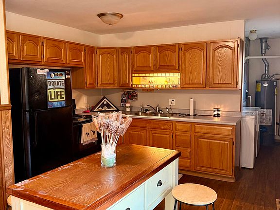 3rd image of 1624 Willow Pl
