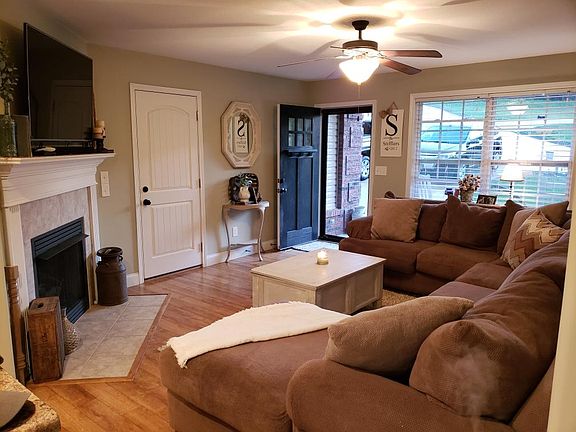 4th image of 3816 Highview Ln