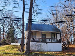 793 Old White Hill Rd, Stuarts Draft, VA 24477