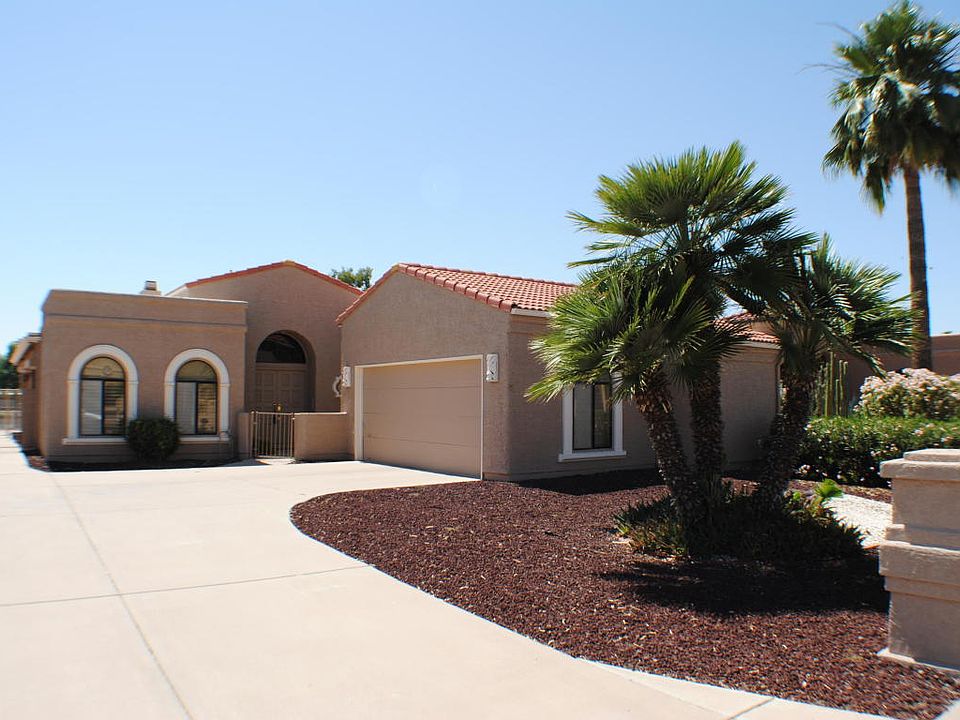 1st image of 26014 S Eastlake Dr