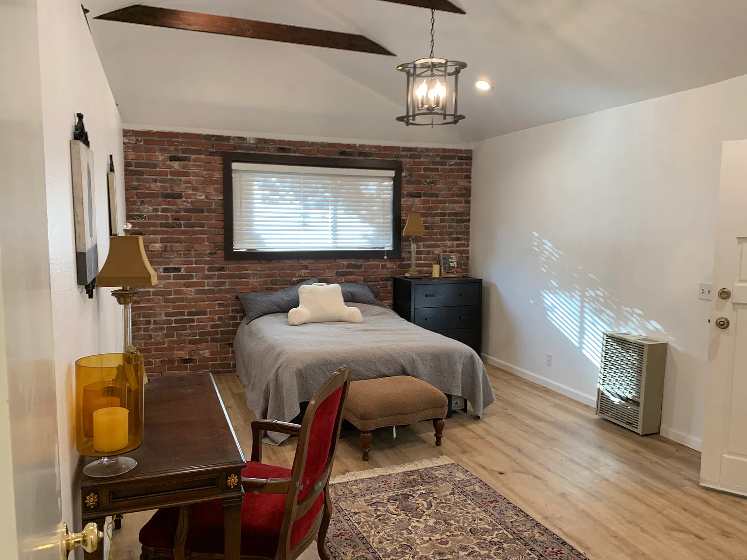 1 bed, 640 sqft, $2,550 — Photo 4