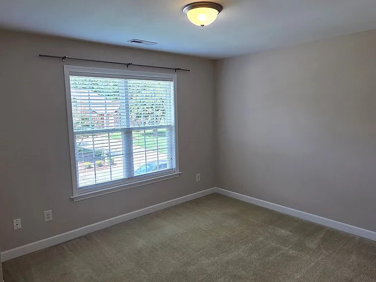 4049 Clinard Ave — Photo 25