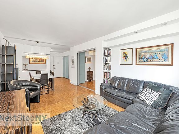 4th image of 400 E 56th St #27F