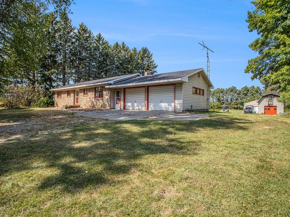 17997 H Dr S, Marshall, MI 49068