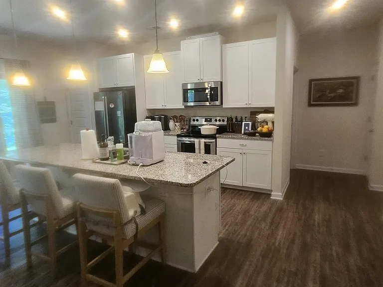 110 Kaitlyn Cir — Photo 4
