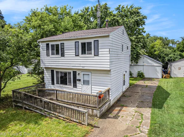 3127 Woodrow Ave, Flint, MI 48506