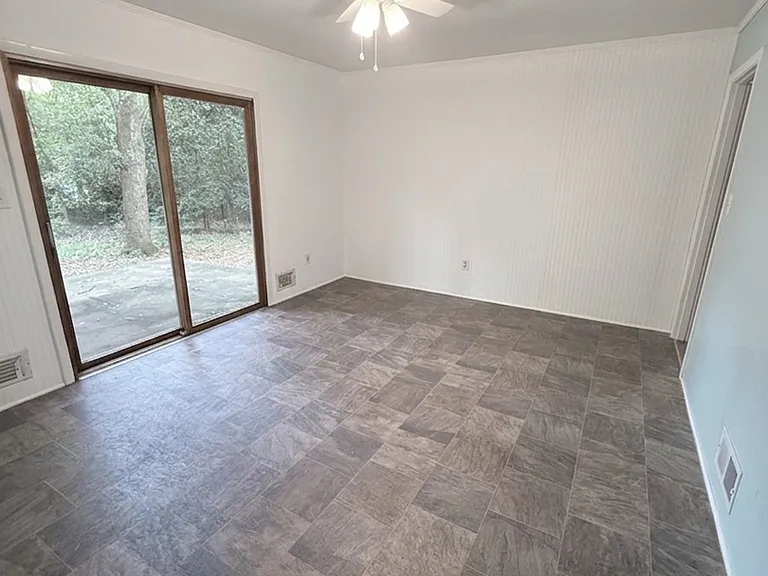 245 Milledge Hts — Photo 6