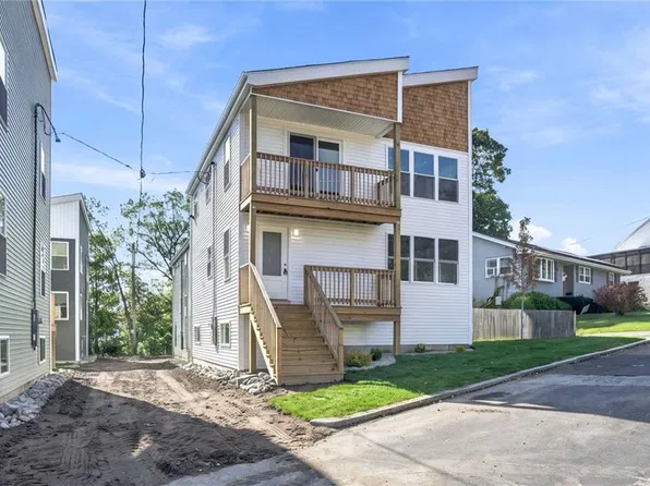 61 Smart St, Providence, RI 02904