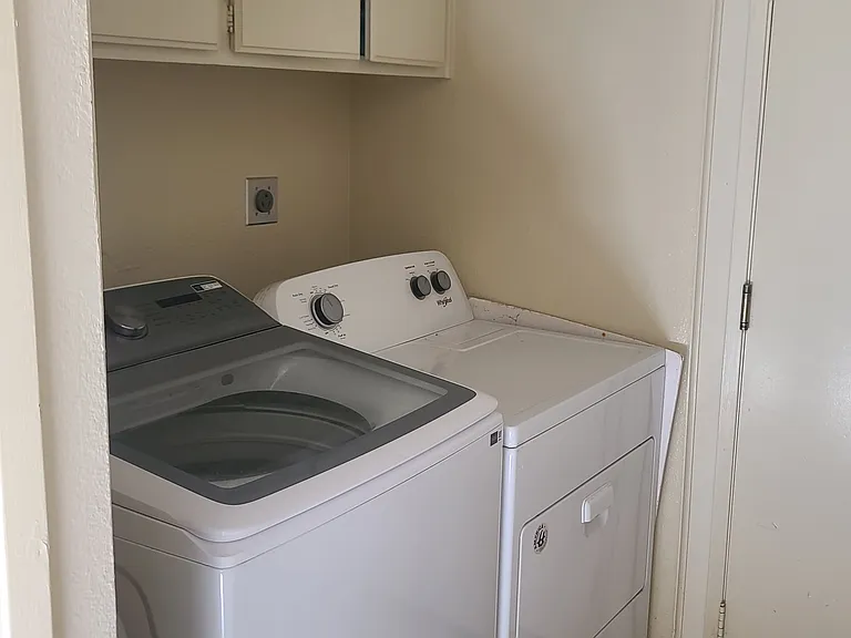 4152 Kerwood Ct — Photo 14