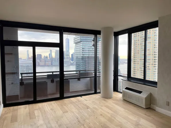 389 Washington St #33K, Jersey City, NJ 07302