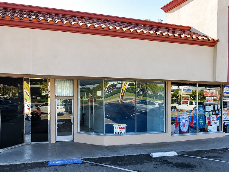 10586 Garden Grove Blvd — Photo 1
