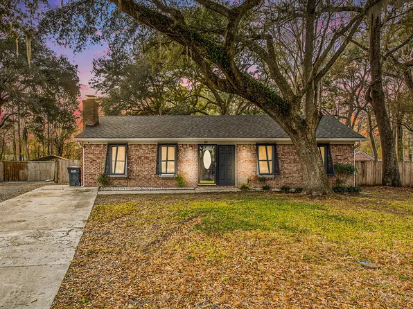 102 Beau Ct, Summerville, SC 29485