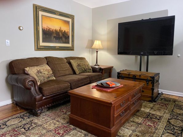 75571 Van Dyke Rd APT 3