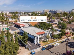 1113 W Walnut St, Santa Ana, CA 92703