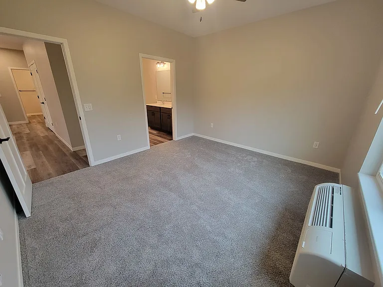 Northern Lights Apartments — Photo 39