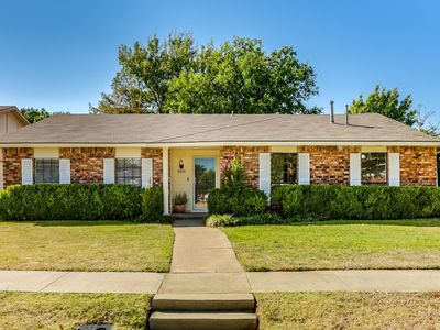 6101 Blair Oaks Dr, The Colony, TX, 75056