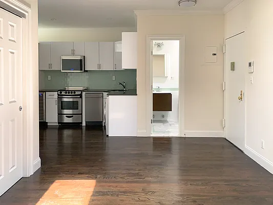 Rented by Dallien Realty Limited Liability Company | media 26