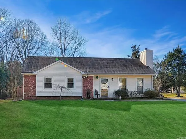 12112 Charing Grove Ln, Charlotte, NC 28273