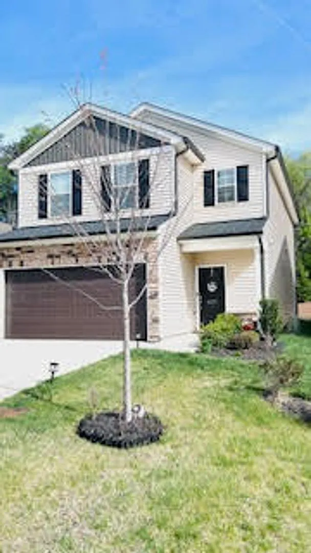 Modern Luxury in Winston-Salem — Photo 1