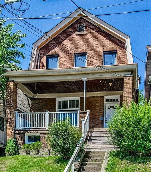 104 Laclede St photo 1