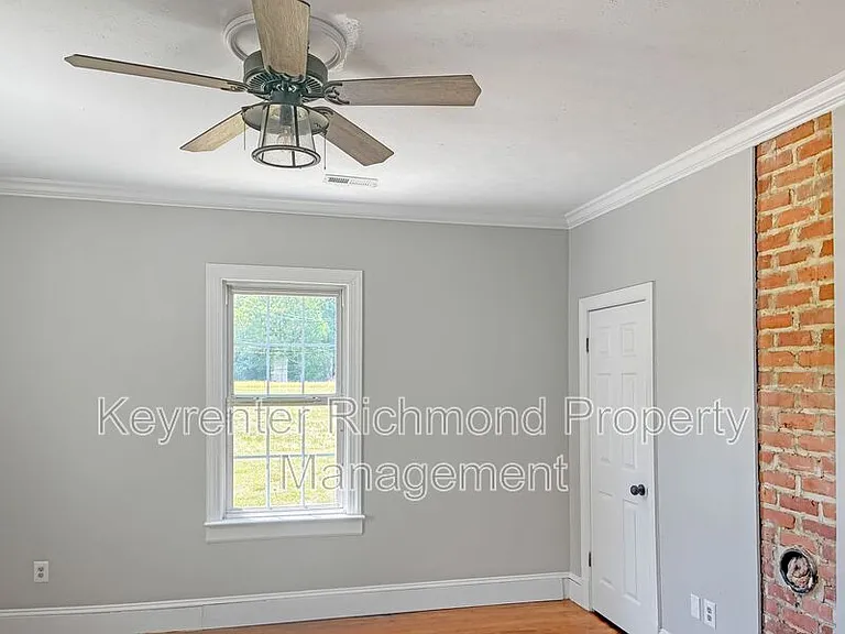 6101 Pole Green Rd — Photo 11