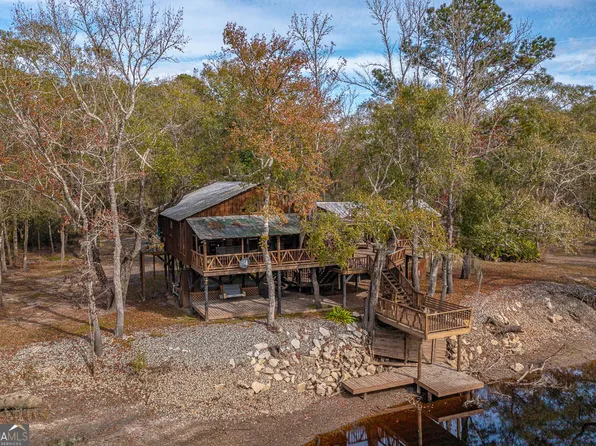 1291 Edgy Rd, Waynesville, GA 31566