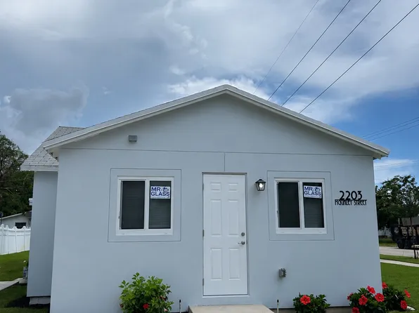 2203 McKinley St, Hollywood, FL 33020