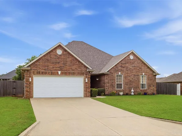 1603 Windmill Ridge Dr, Shawnee, OK 74804