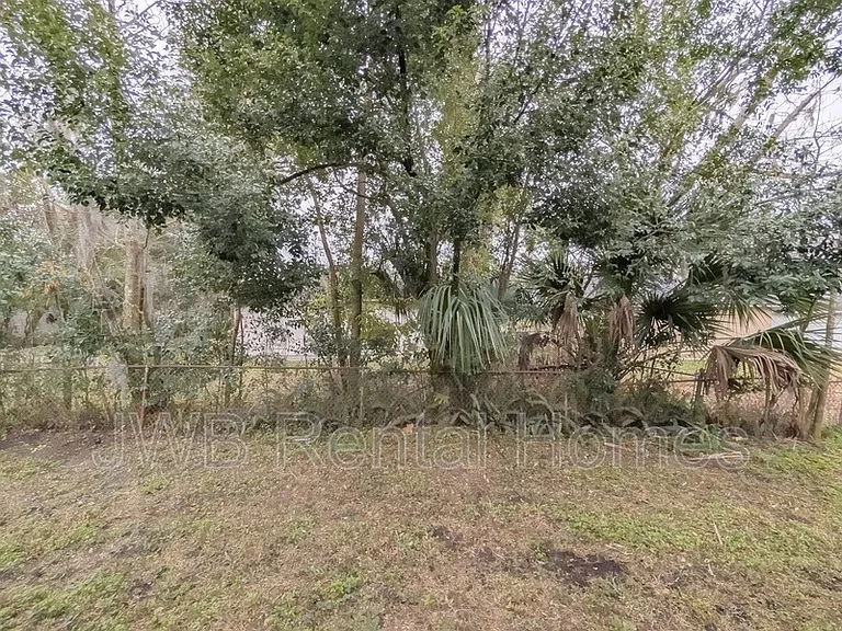 7706 Dandy Ave — Photo 15