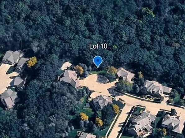 10 Fawn Park Dr, Council Bluffs, IA 51503