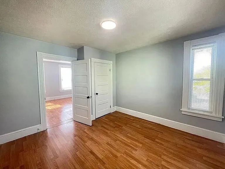 231 Laurel St #3 — Photo 17