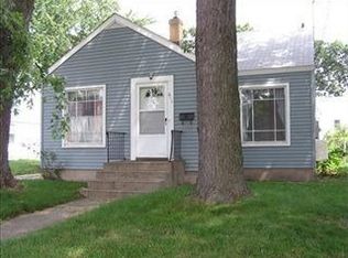 611 32nd St SW, Wyoming, MI 49509