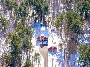 10 Robin Ln, Falmouth, ME 04105