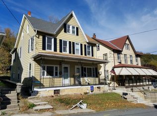 226 Center St, Lehighton, PA 18235