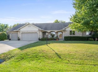 9358 Abbey Way, Downs, IL 61736