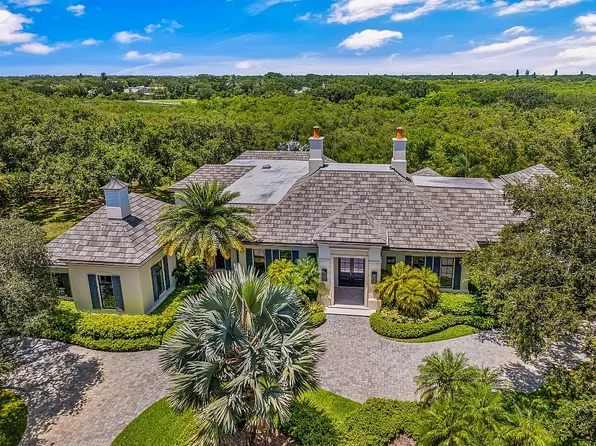 80 Stingaree Point, Indian River Shores, FL 32963