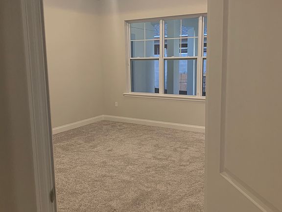 4th image of 12825 Bovet Ave.