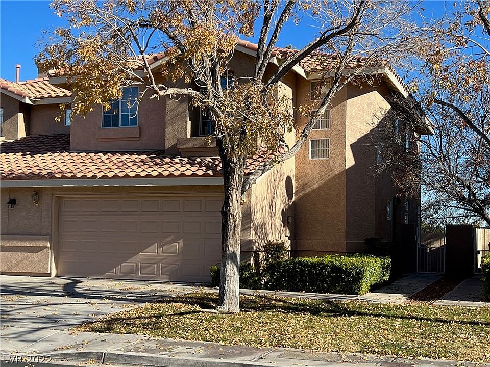 1st image of 118 Broken Rock Dr