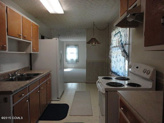2nd image of 303 Virginia Ave