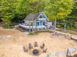 78347 20th Ave, South haven, MI 49090