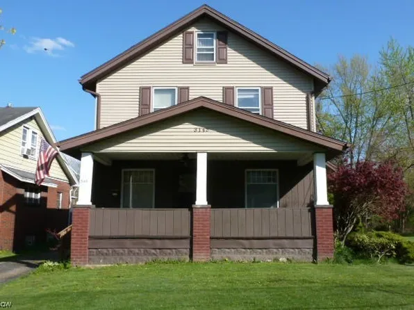 3145 Pine Hollow Dr, Youngstown, OH 44502