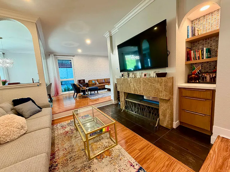 W Terrylynn Pl — Photo 9